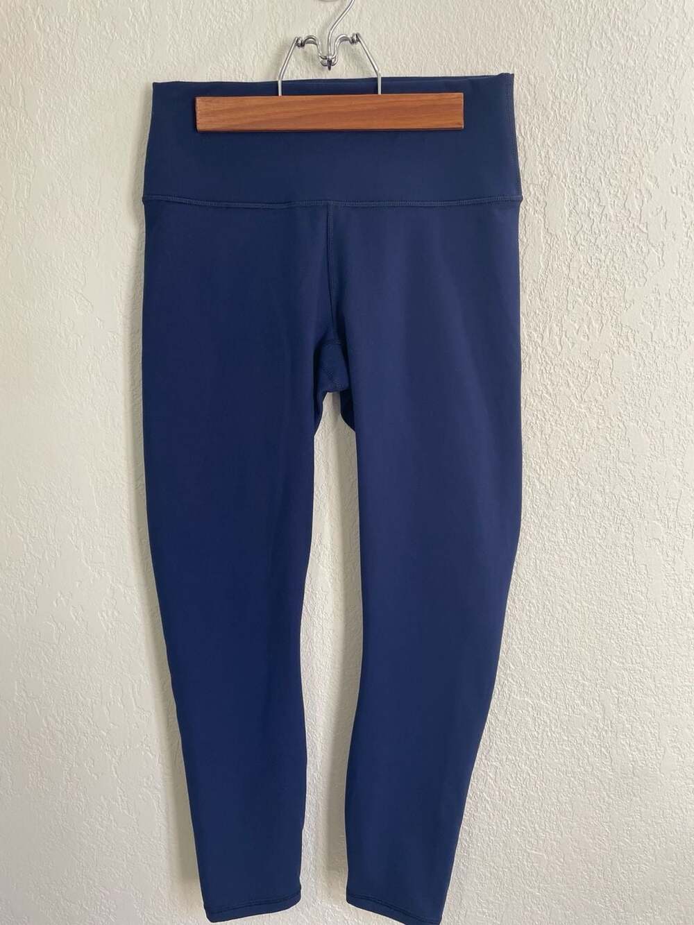 Fabletics PowerHold Girls Athletic Leggings Navy
